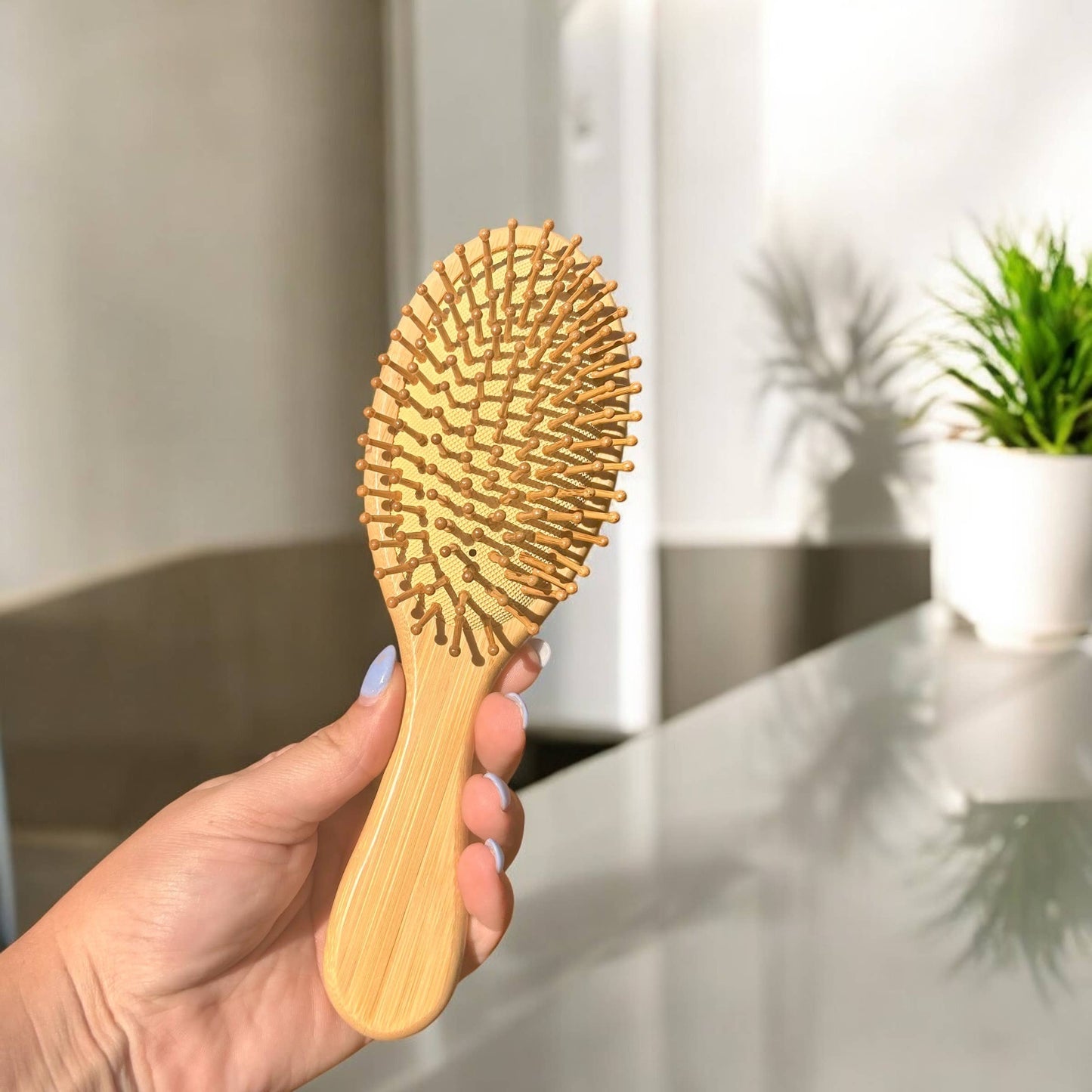 Bamboo Switch - Bamboo Paddle Hairbrush | Round | Market Bestseller