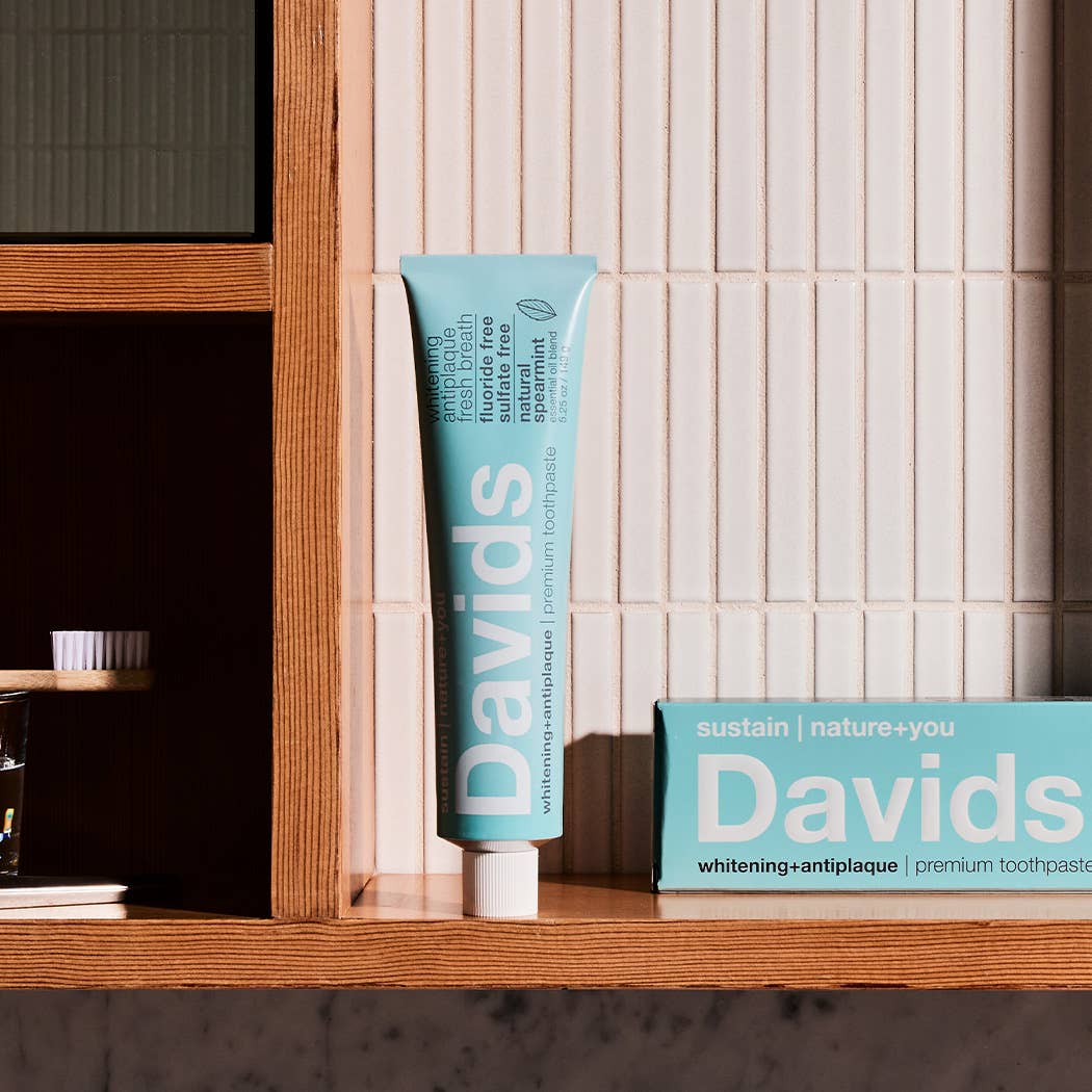 Davids Natural Toothpaste - Premium Toothpaste  (Spearmint) 5.25oz